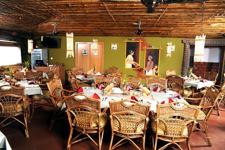 La Promenade Hotel Kovalam Bagian luar foto