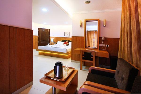 La Promenade Hotel Kovalam Bagian luar foto